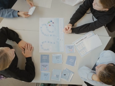 Vi lærer komma, mens vi spiller